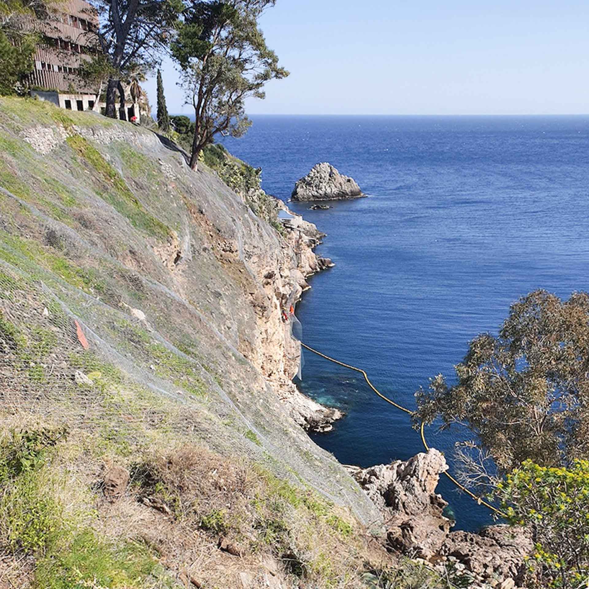 San Leo, Taormina (ME). Intervento di consolidamento versante a picco sul mare