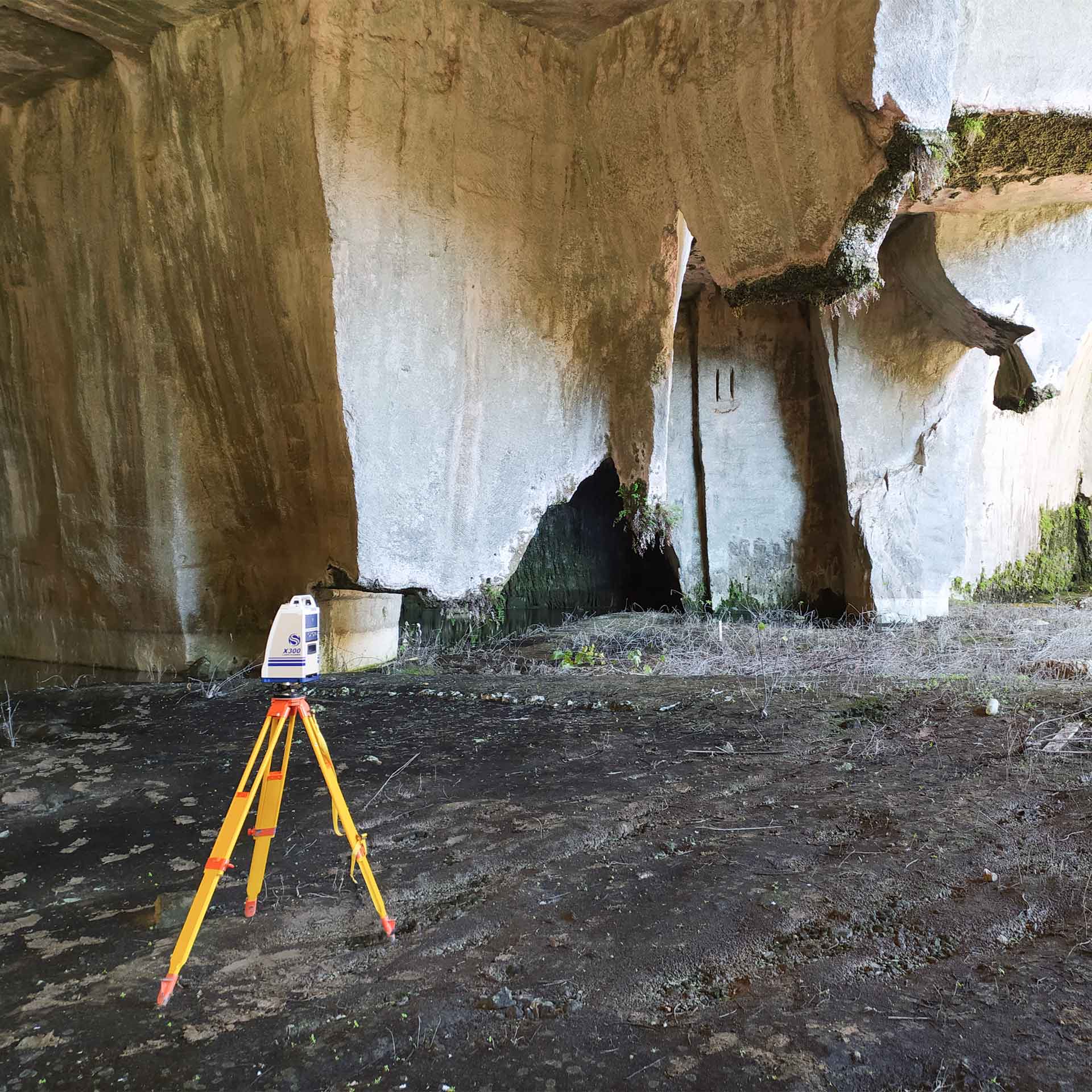 Grotta Cordari e Grotta Salnitro, (SR). Rilievo topografico laser della grotta